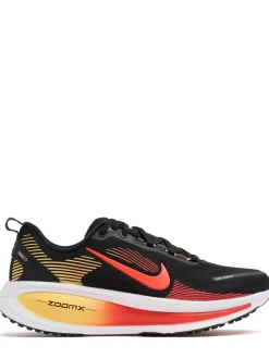 Vomero 18 sneakers